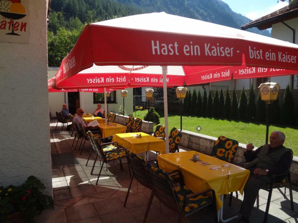 Pension Nina & Gasthof Alpenrose Gschnitz Exterior foto