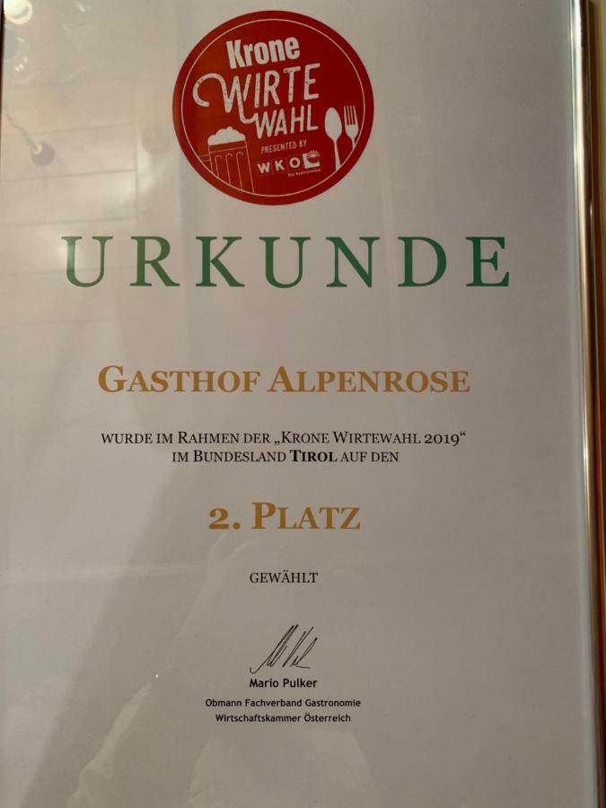 Pension Nina & Gasthof Alpenrose Gschnitz Exterior foto