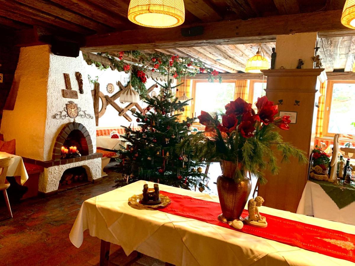 Pension Nina & Gasthof Alpenrose Gschnitz Exterior foto